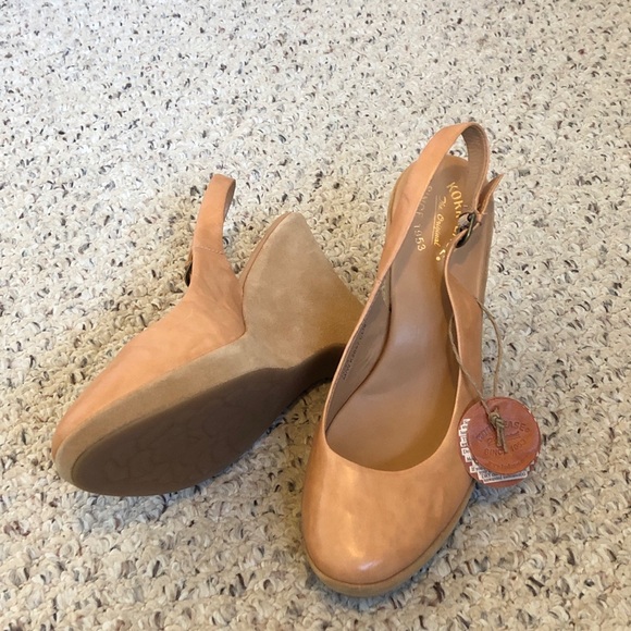 Kork-Ease Shoes - Kork-Ease Tan Closed Toe Leather and Suede Wedges